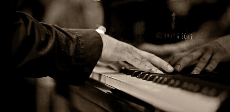 Hooked on Music! tour 10 Lapland Steinway&Sons_sepia
